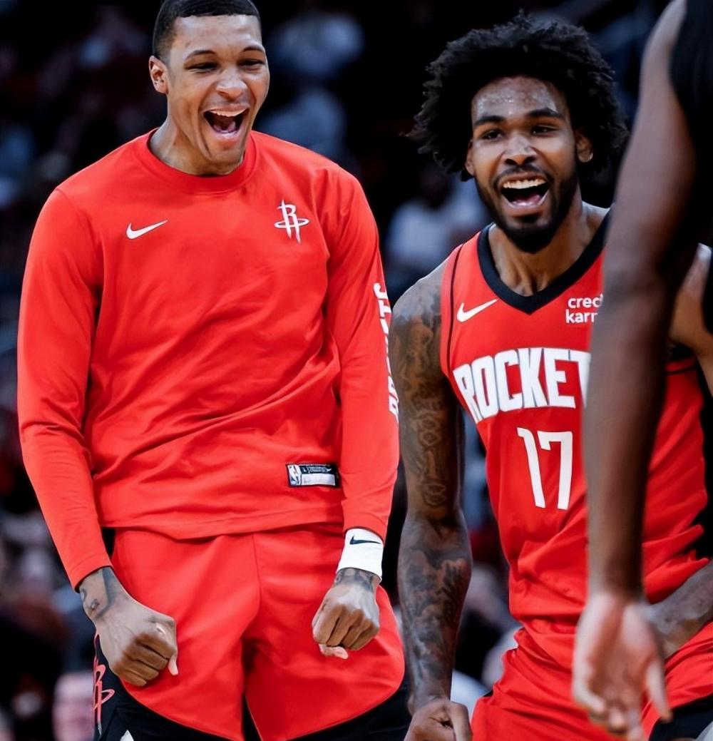 九游娱乐官方网站-包含休斯敦火箭回应争议备战德国杯山东泰山内部沟通备战法国杯，网友：斯图加特手感冰凉备战社区盾的词条