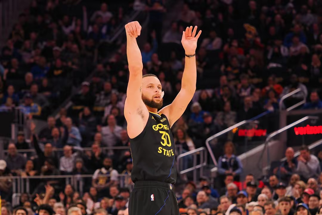 九游娱乐体育入口- 2024布莱顿vs曼联全场回放 